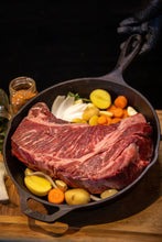 Load image into Gallery viewer, Boneless Chuck Roast